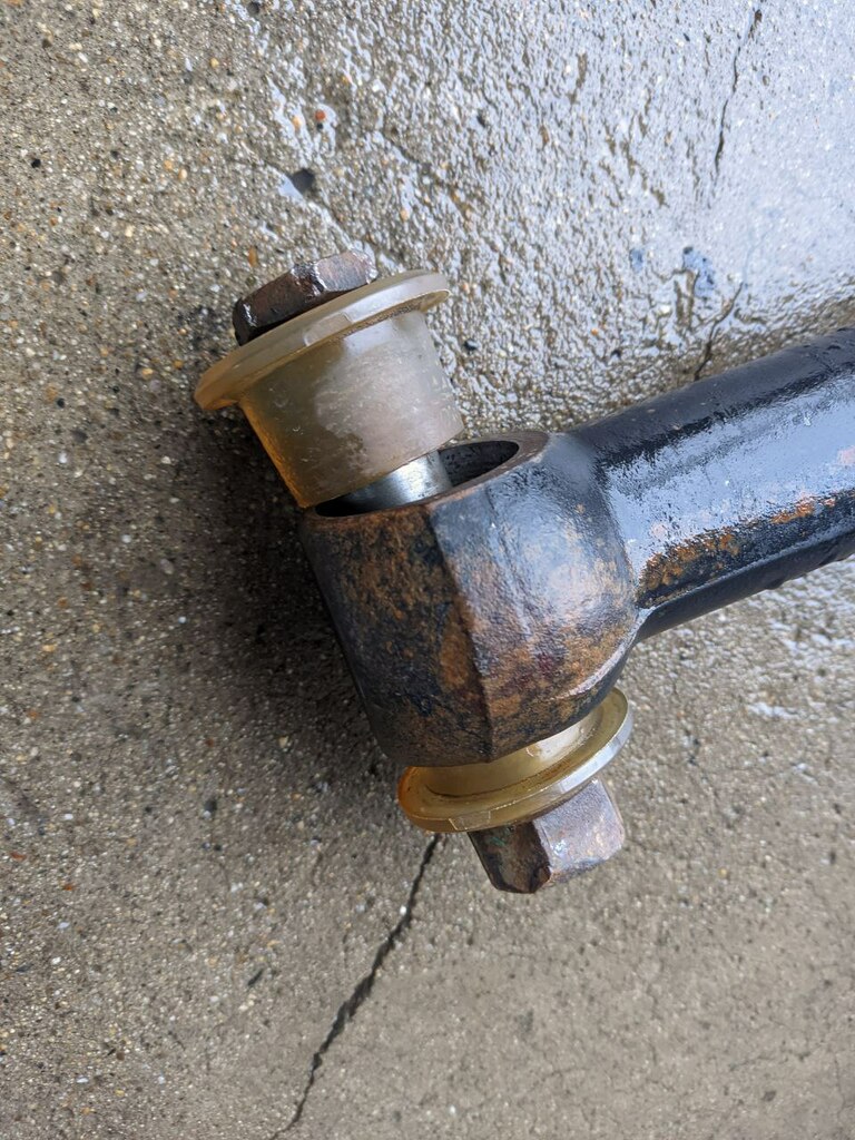 стабилизатор передний б/у - 1